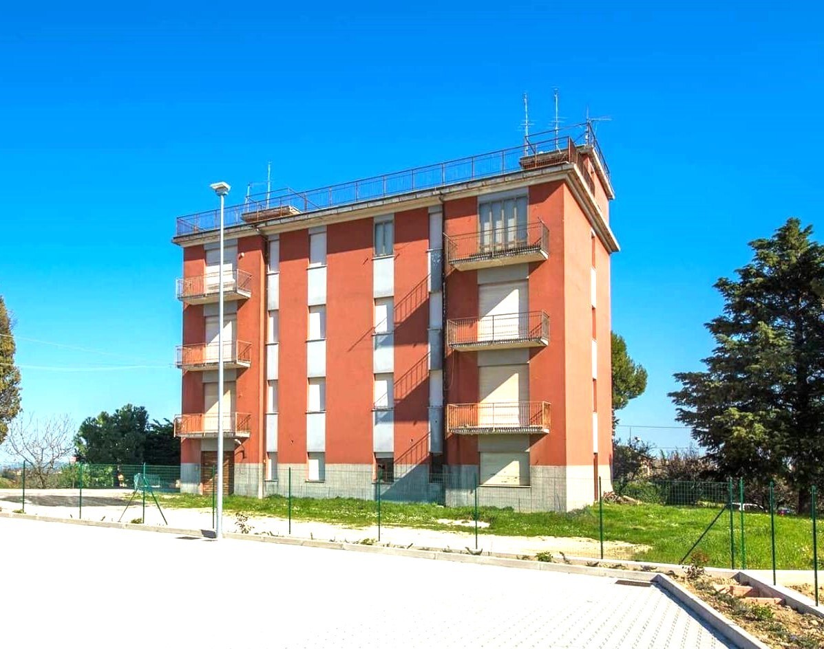 Casa indipendente da ristrutturare in via monte della serra 19, Belvedere Ostrense