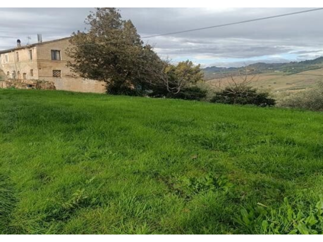 Casa indipendente con giardino a San Benedetto del Tronto