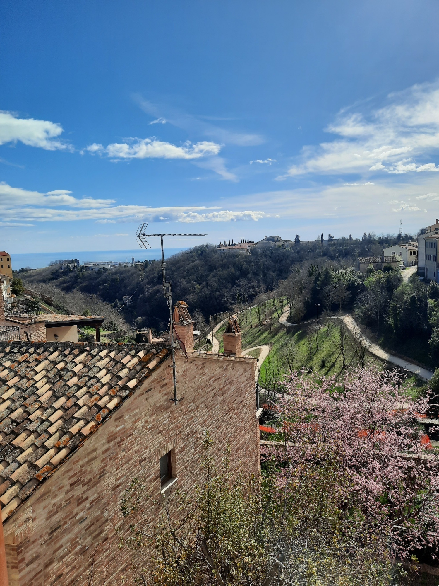 Casa indipendente da ristrutturare a Ripatransone