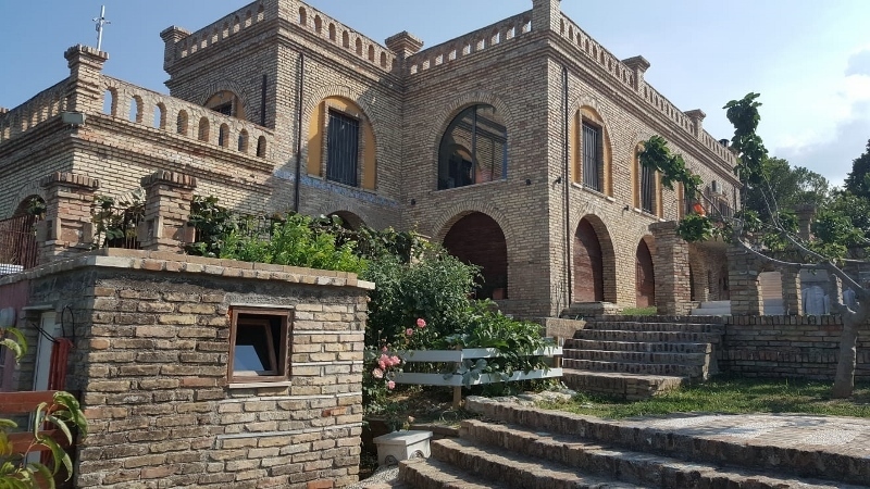Villa con giardino a Tortoreto