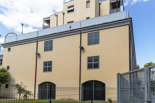 Box/Garage 1000mq nuovo in corso carlo alberto 16/a, Ancona