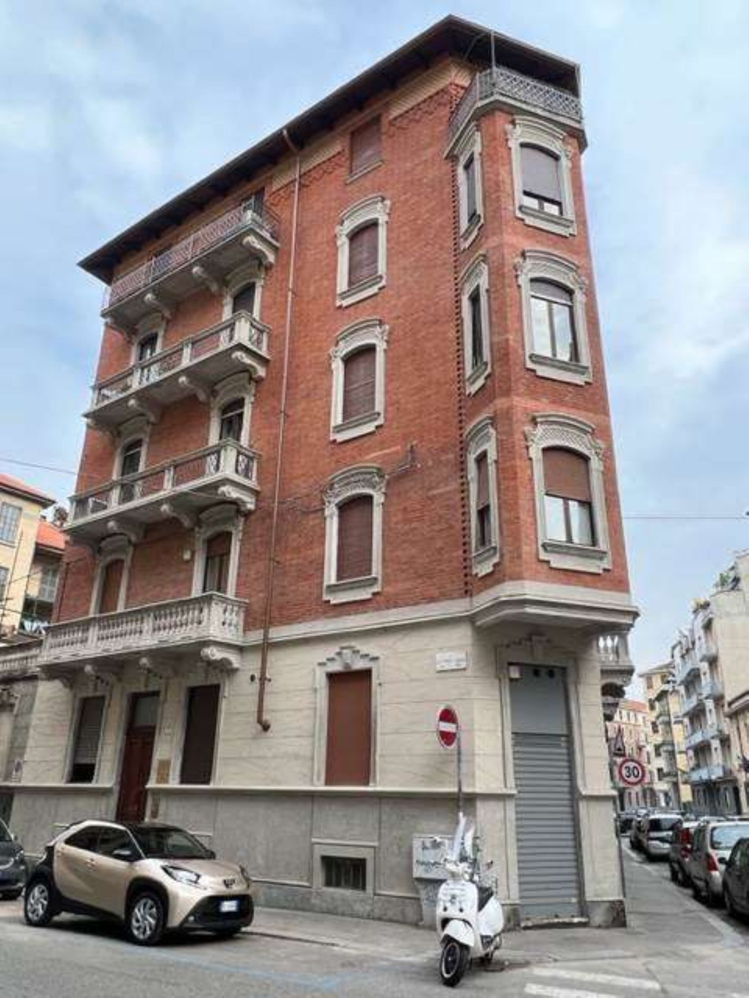 Appartamento in vendita a Torino, Cit Turin