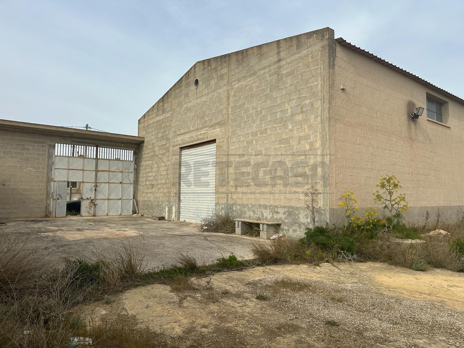 Capannone da ristrutturare a Mazara del Vallo
