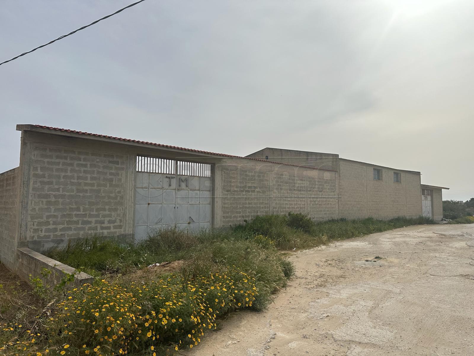 Capannone da ristrutturare a Mazara del Vallo