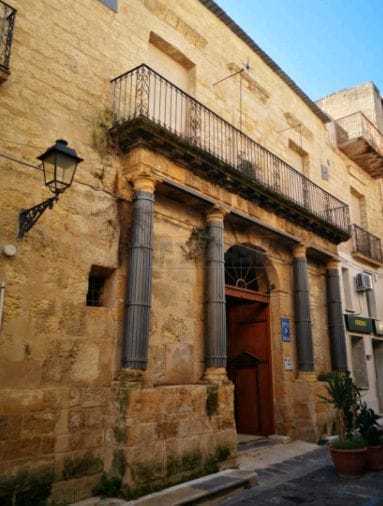Casa indipendente da ristrutturare a Castelvetrano