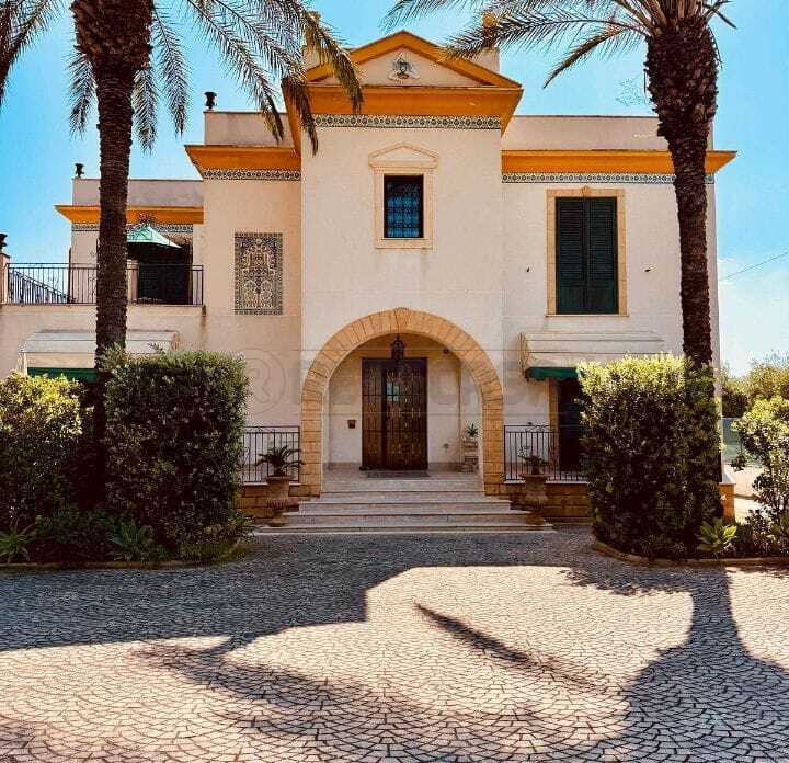 Villa con giardino a Castelvetrano