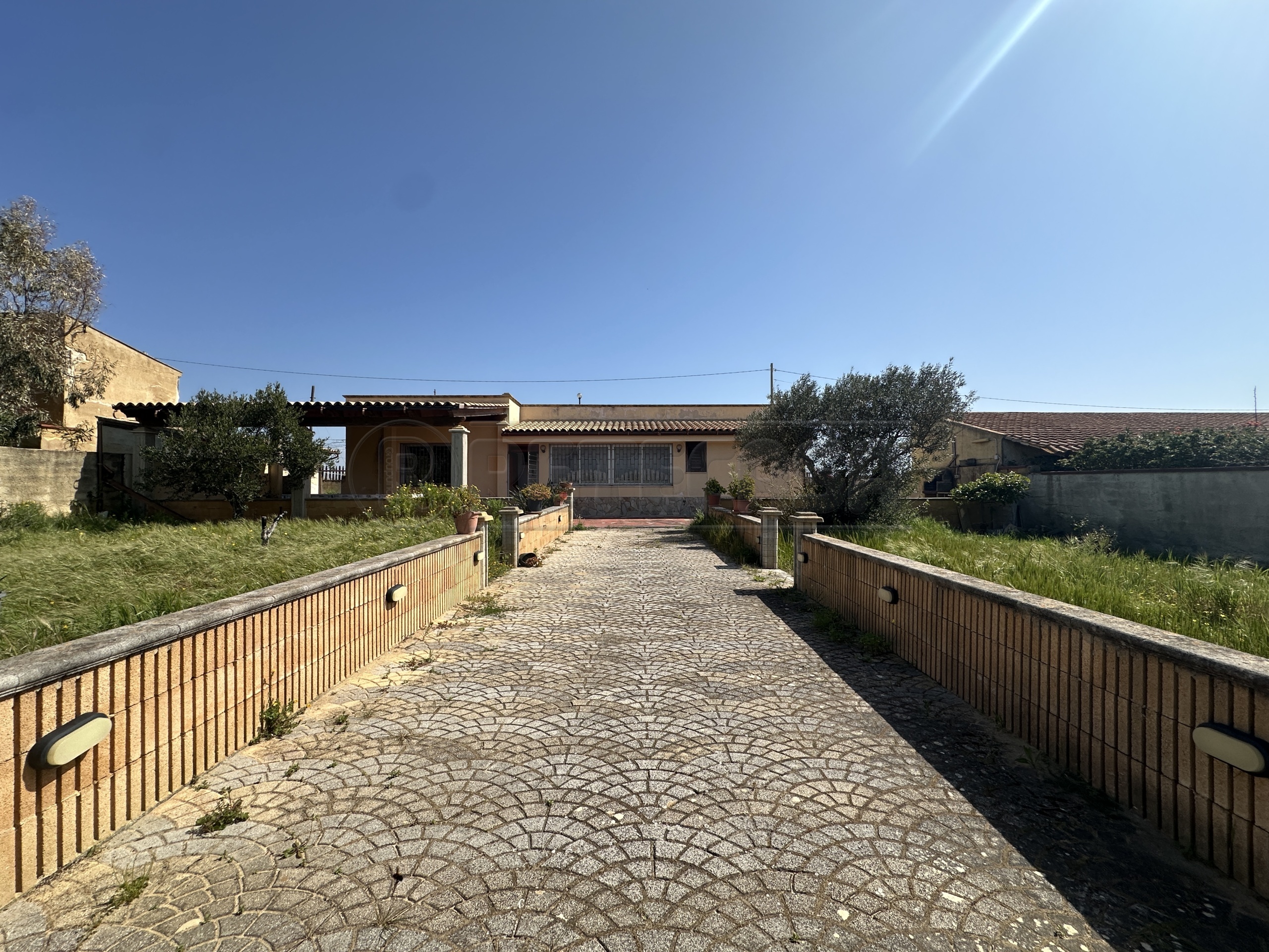 Villetta a schiera con giardino a Campobello di Mazara