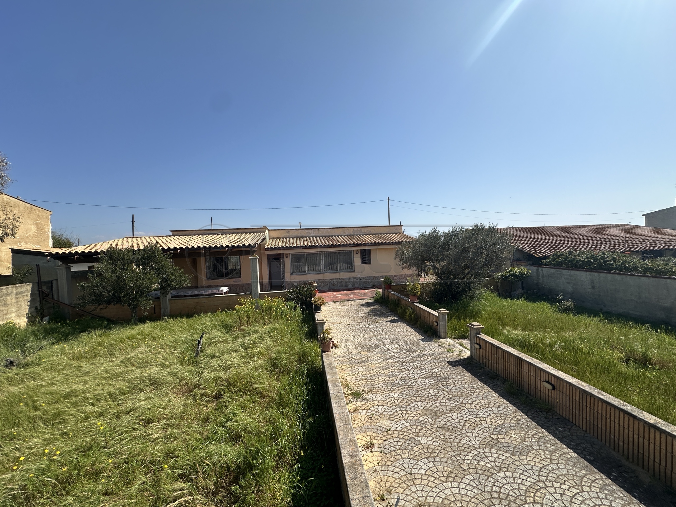 Villetta a schiera con giardino a Campobello di Mazara