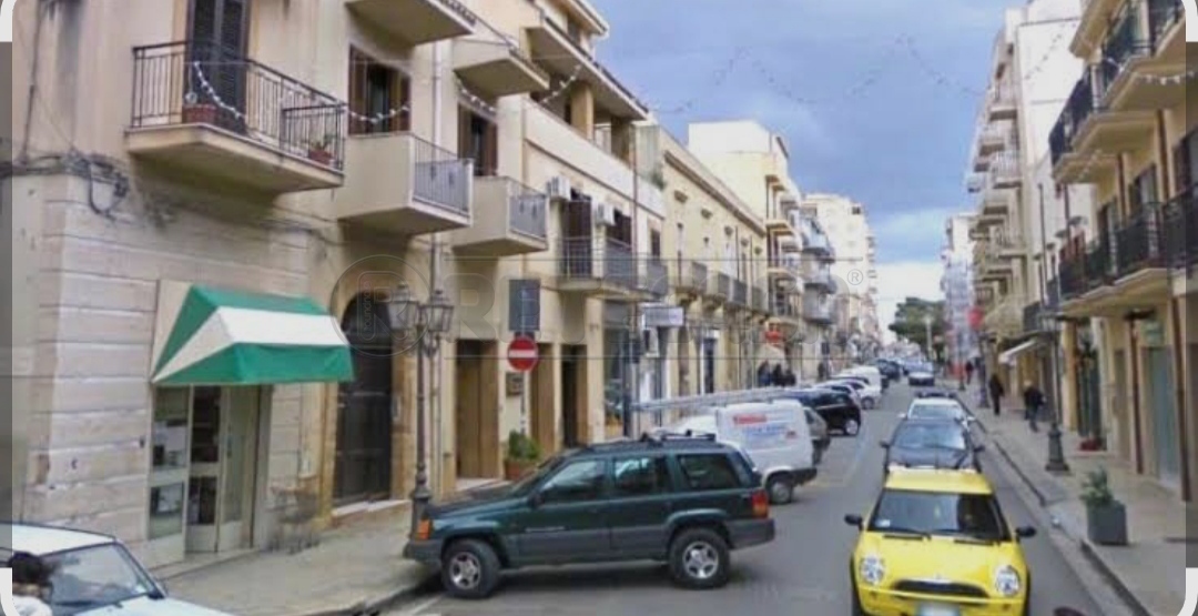 Locale commerciale in vendita a Castelvetrano