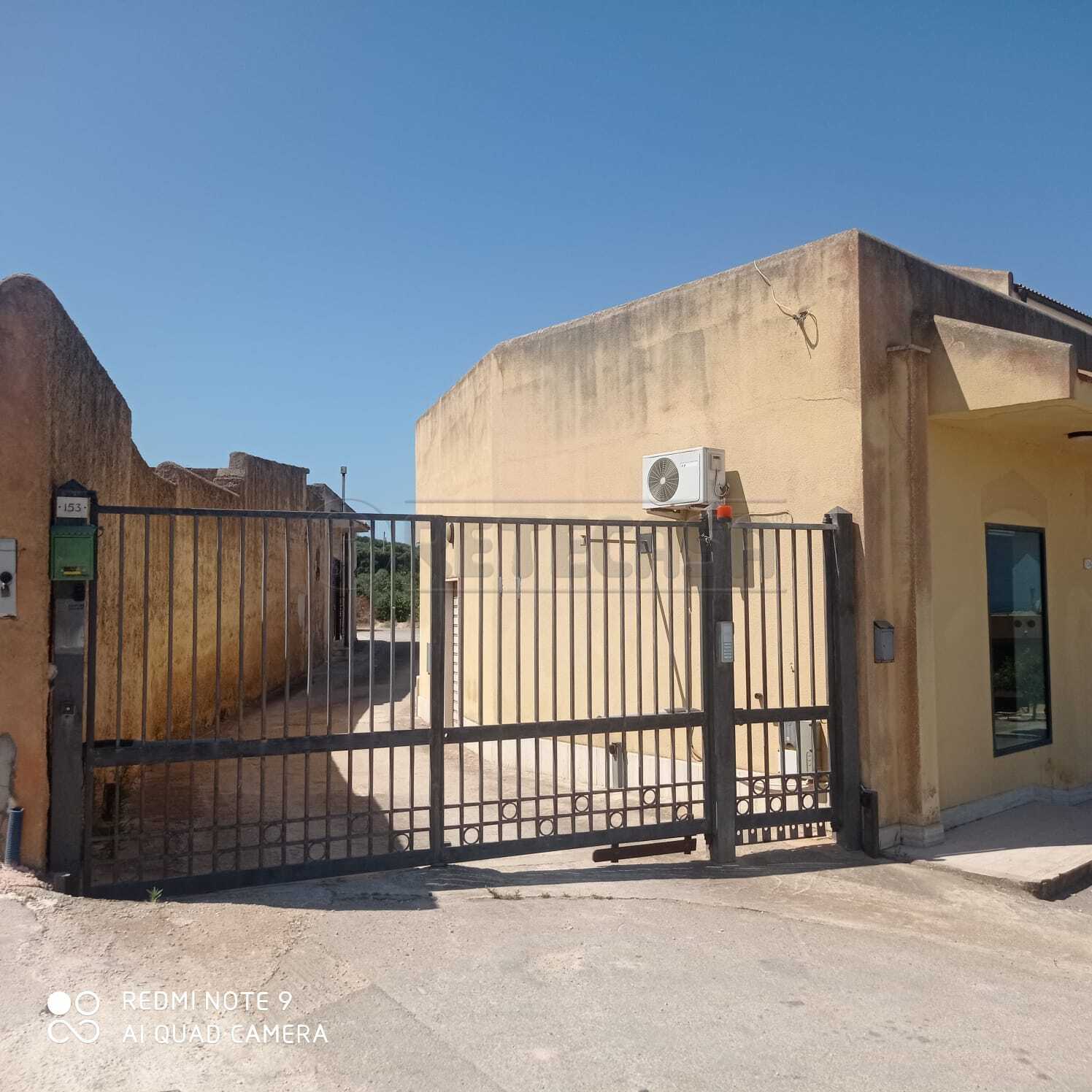 Stabile/Palazzo con giardino a Marsala