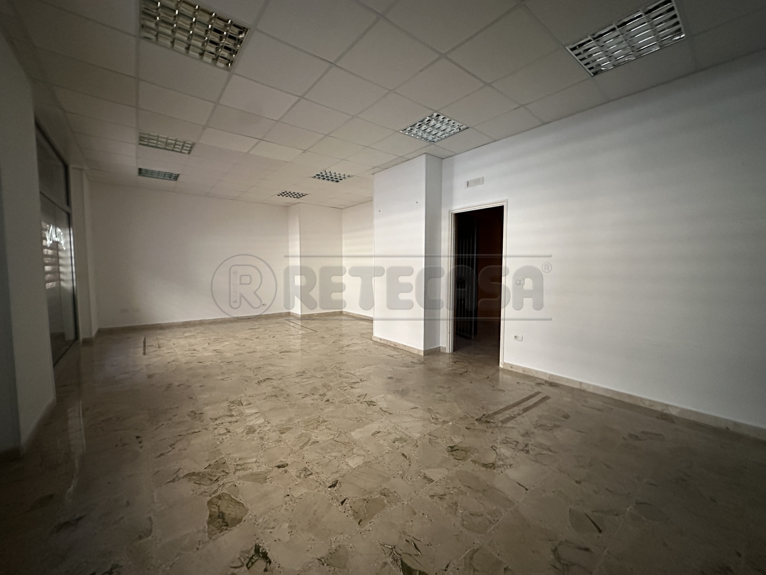 Locale commerciale in affitto a Mazara del Vallo