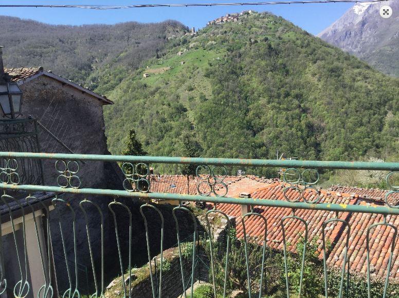 Casa indipendente con giardino, Gallicano verni