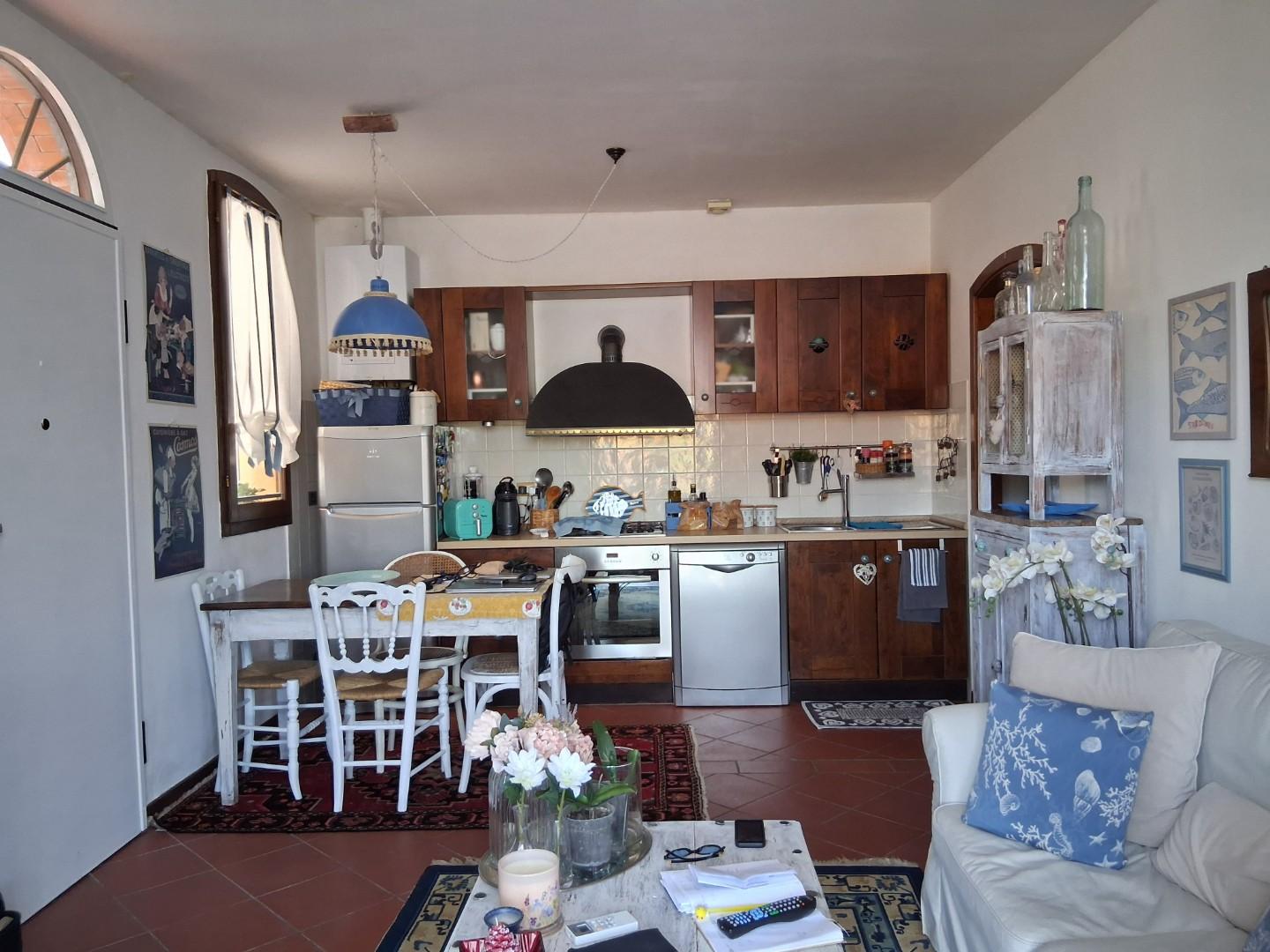 Villa con terrazzo, Ameglia piano di