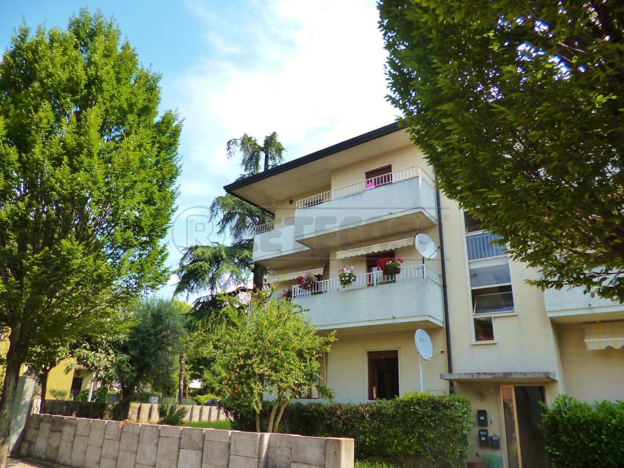 Appartamento con giardino in via cederle 1, Montebello Vicentino