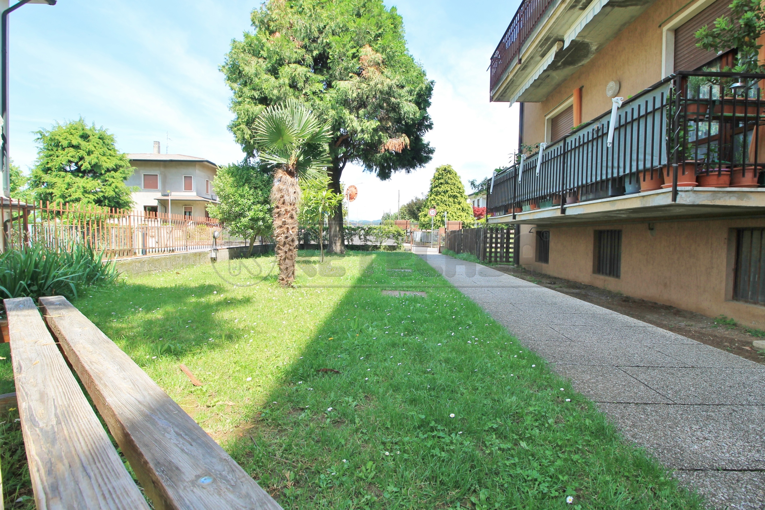 Appartamento con terrazzo in via s. giovanni bosco 33, Sarego