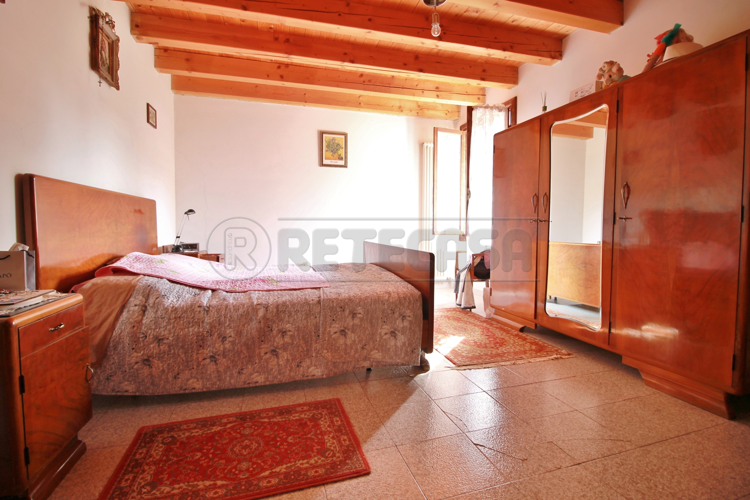 Casa indipendente da ristrutturare in via marangoni 57, Zermeghedo