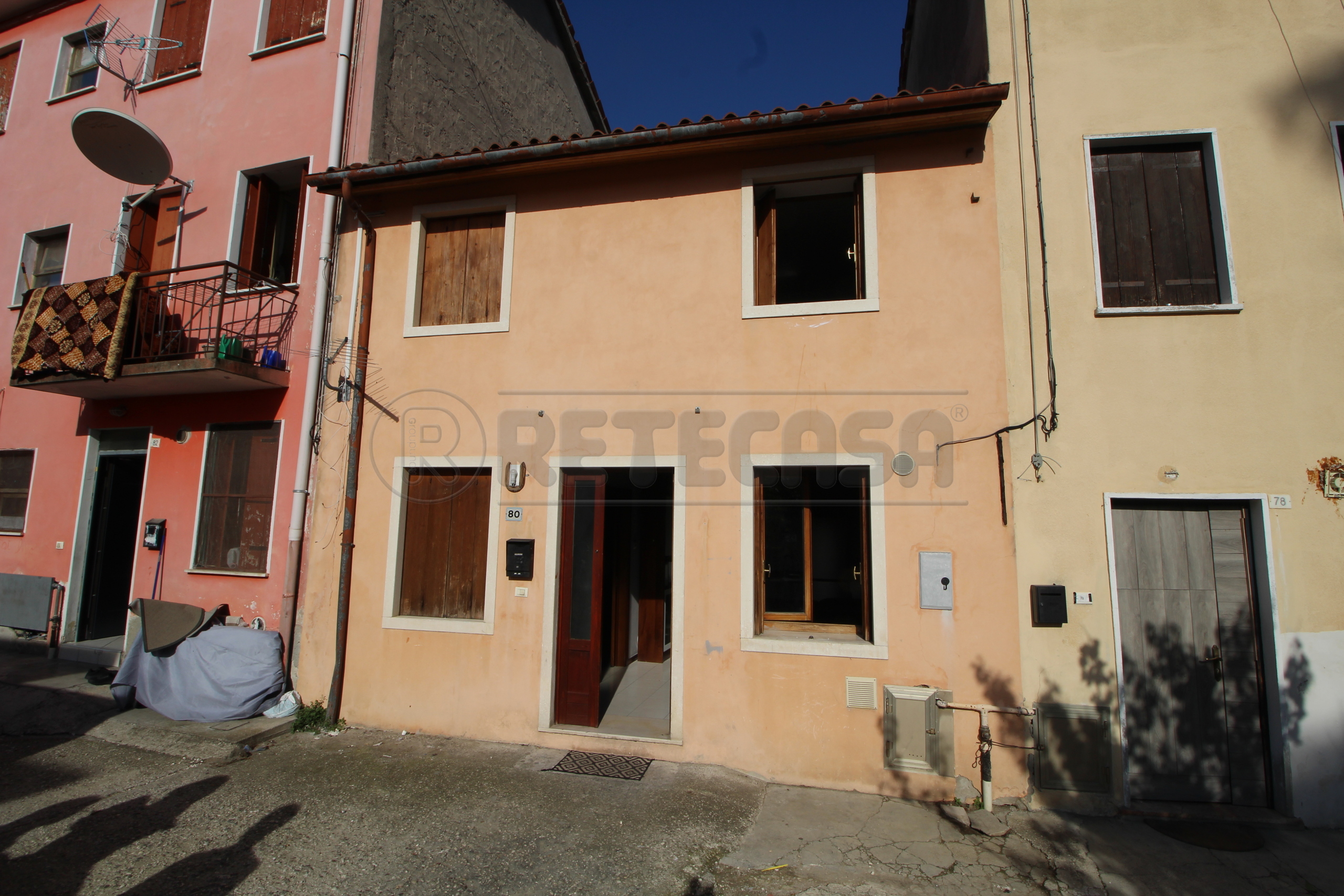 Casa indipendente da ristrutturare in via calavena alta 80, Arzignano