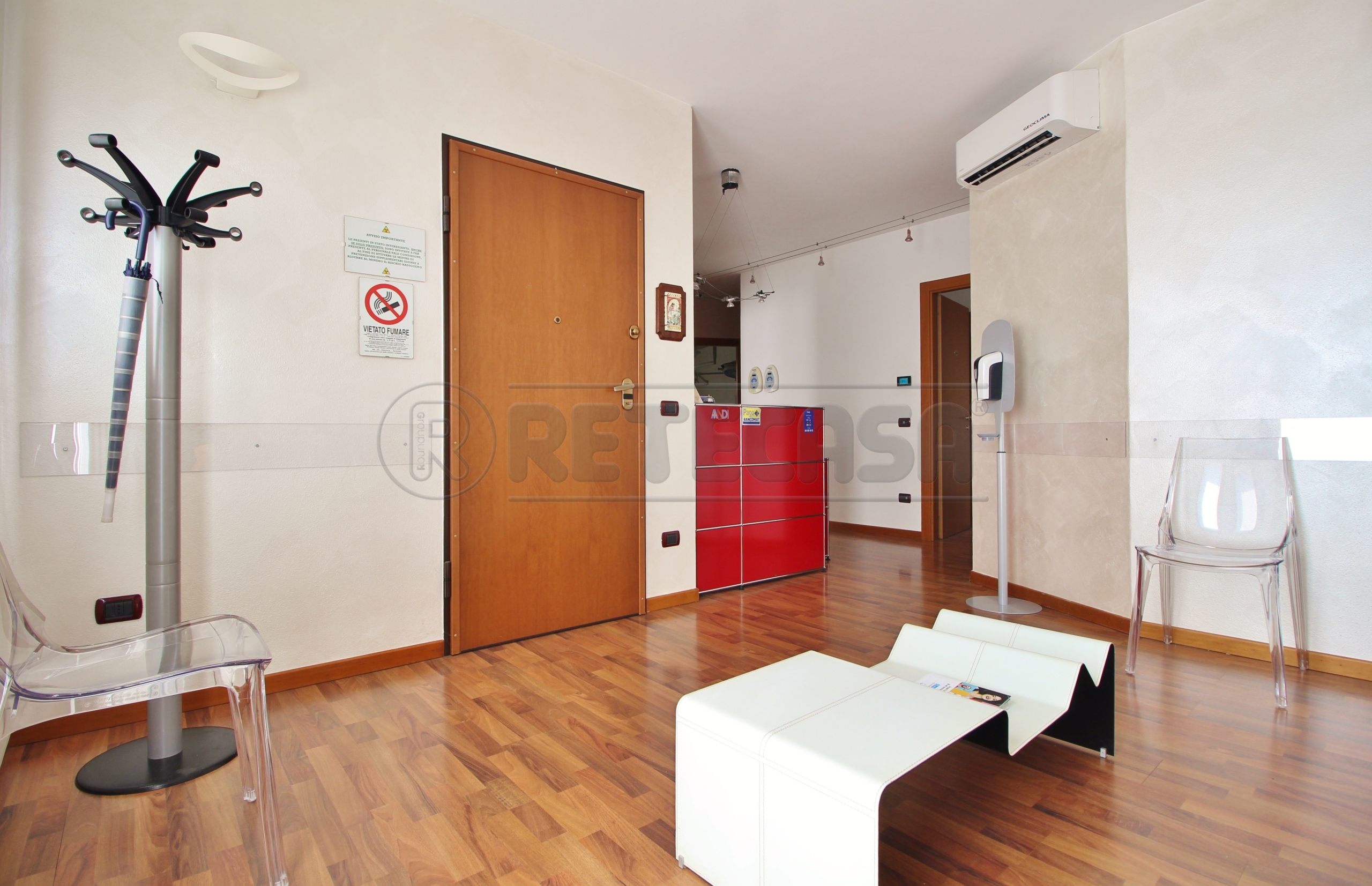 Ufficio con box doppio in via alcide de gasperi 80, Montecchio Maggiore