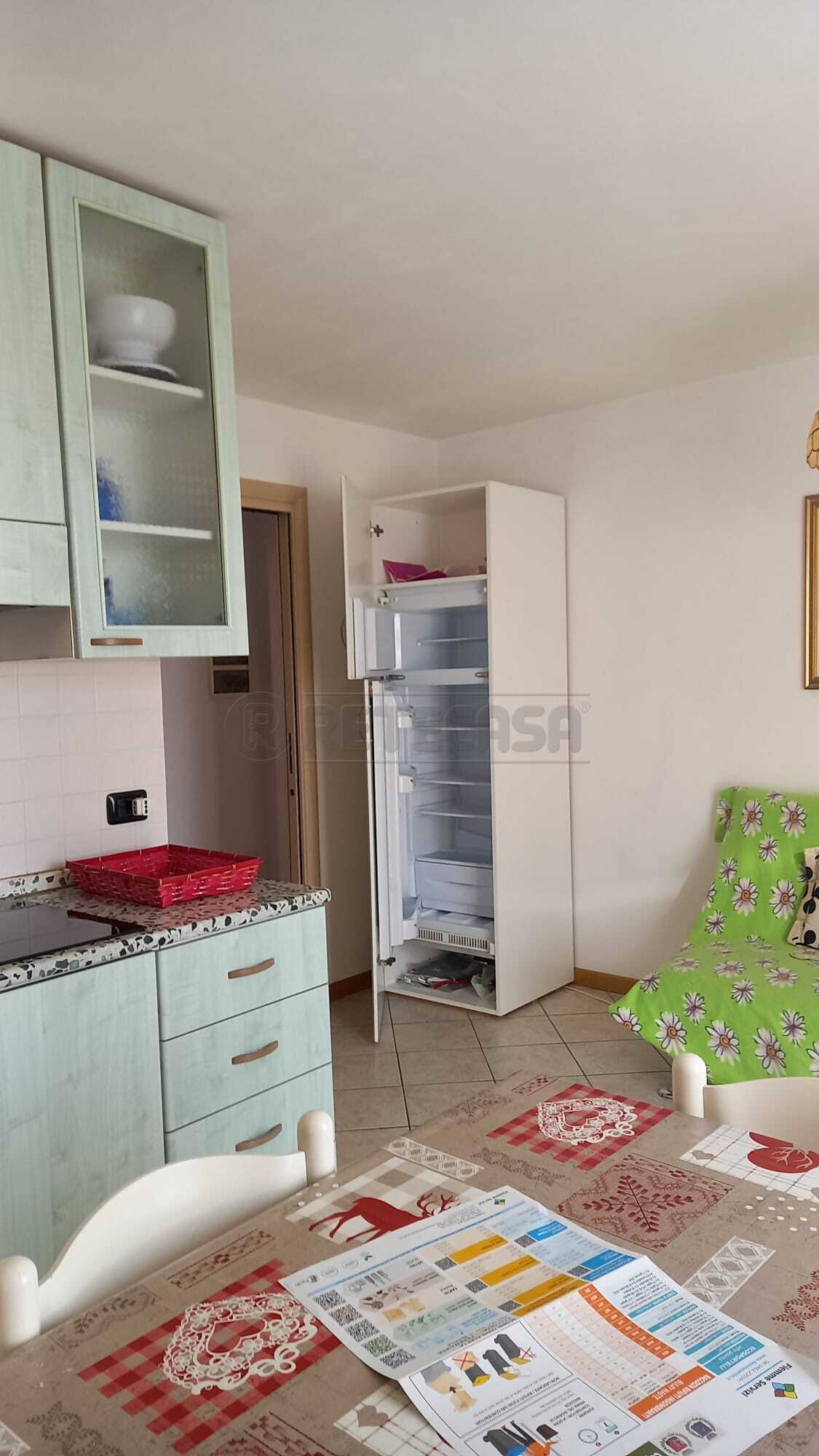 Villetta a schiera con giardino in valfloriana 10, Valfloriana