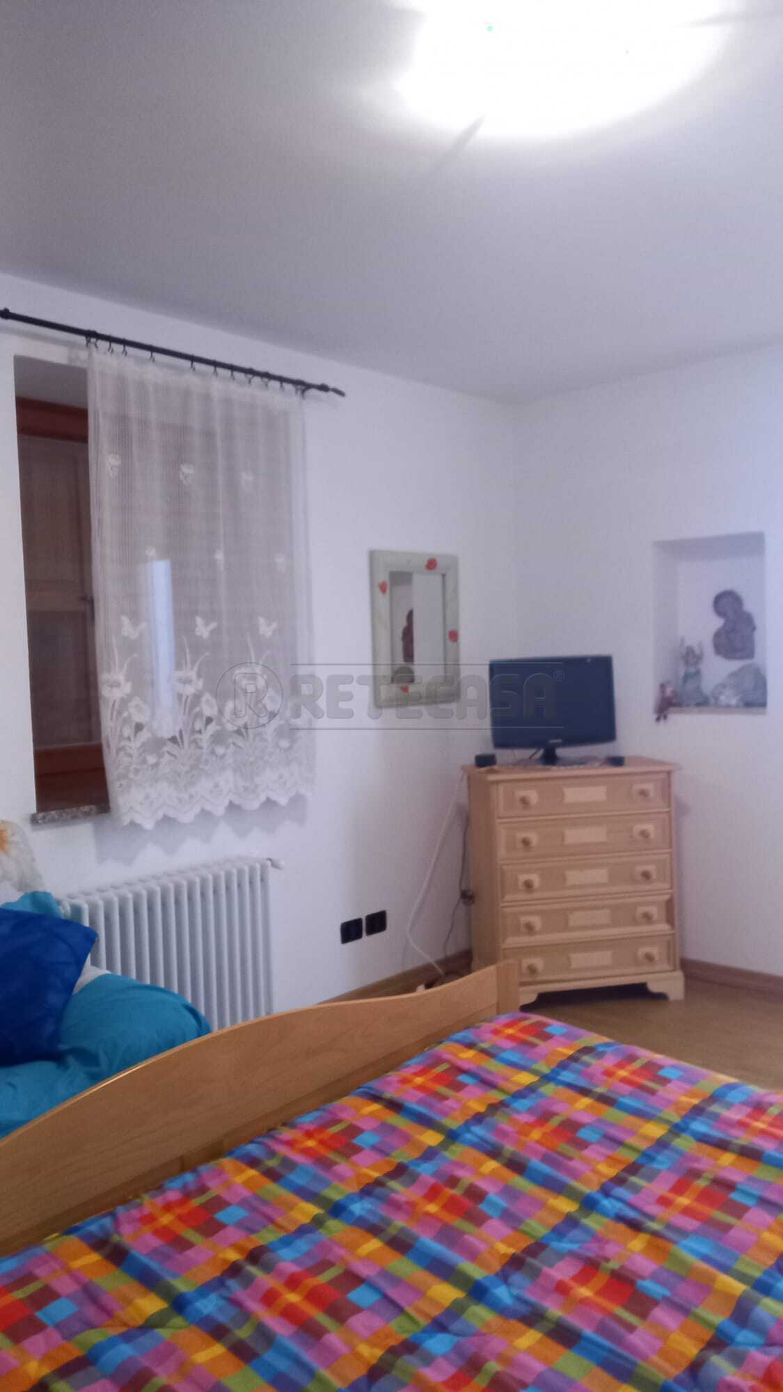 Villetta a schiera con giardino in valfloriana 10, Valfloriana