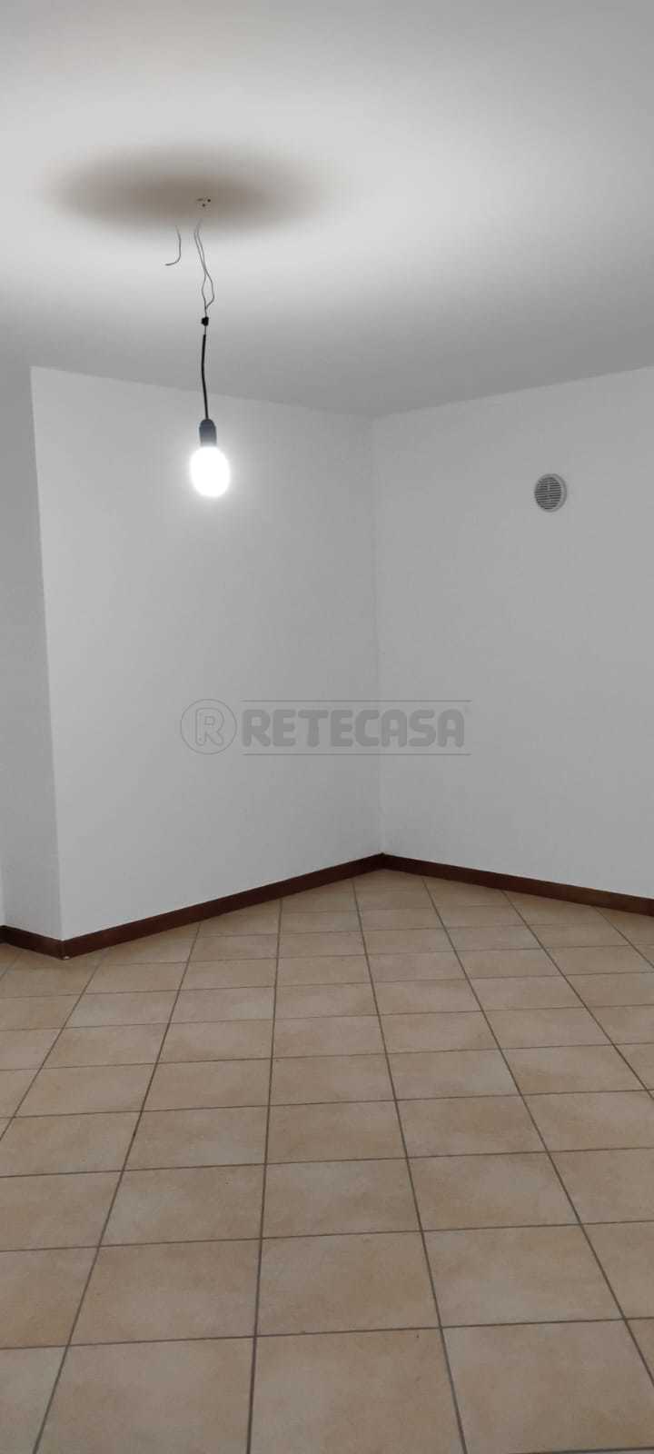 Quadrilocale in affitto in via xxiv maggio 15, Montebello Vicentino