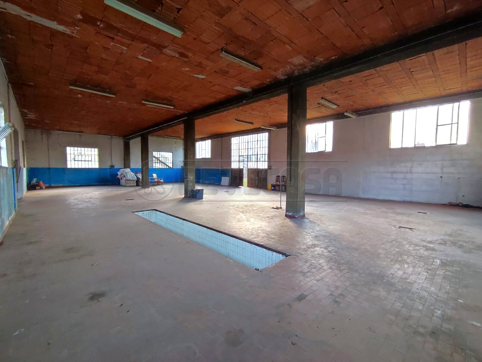 Capannone da ristrutturare a Montebello Vicentino