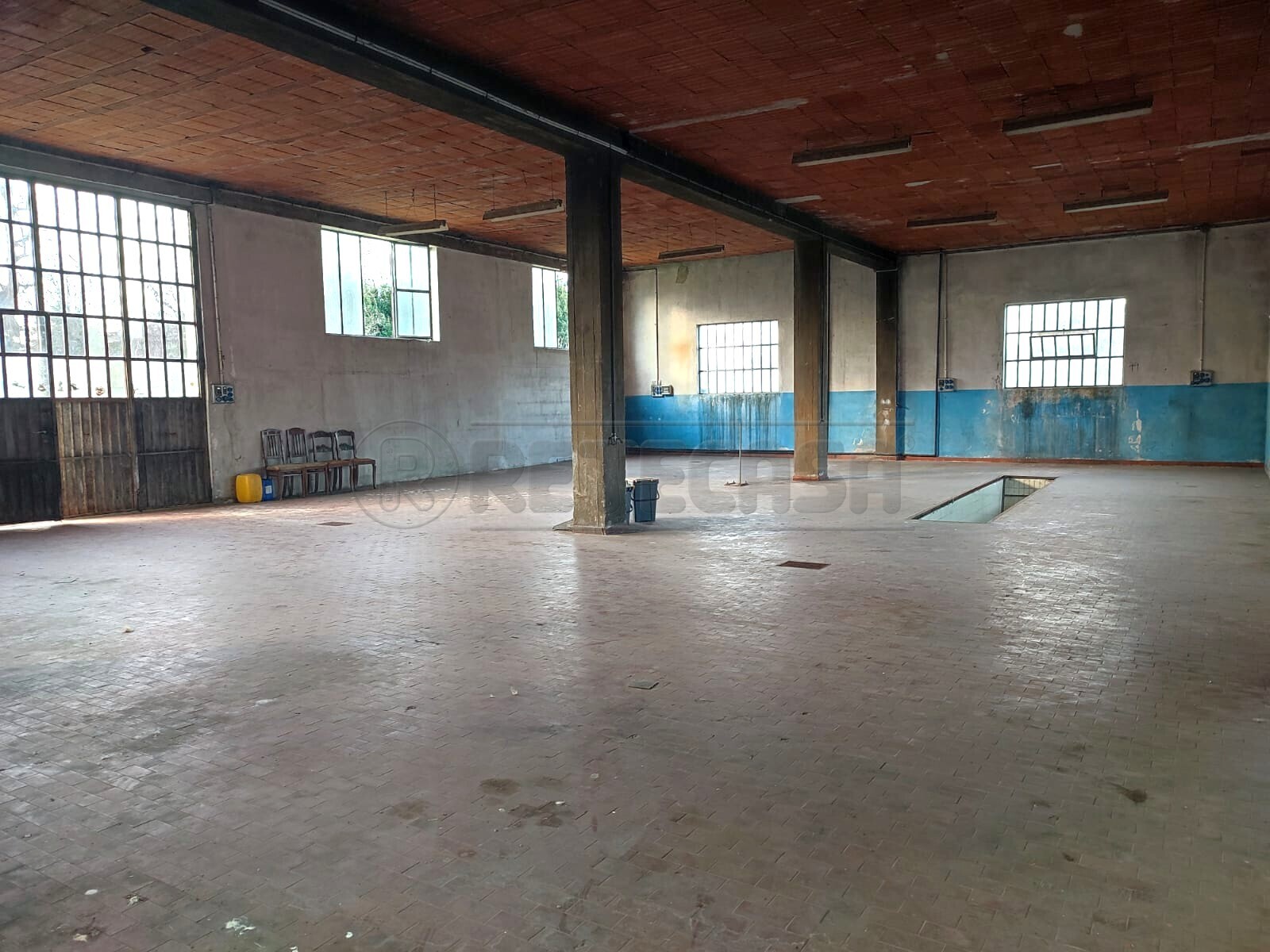 Capannone da ristrutturare a Montebello Vicentino