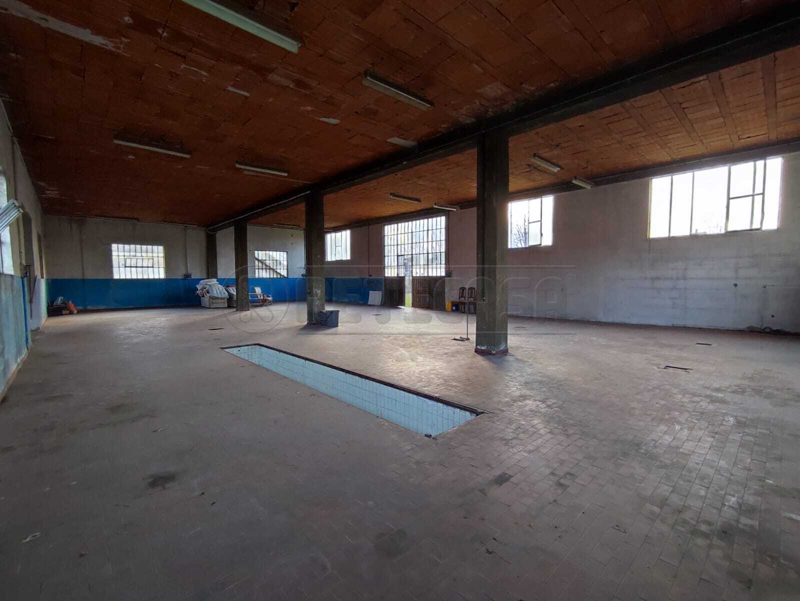 Capannone da ristrutturare a Montebello Vicentino