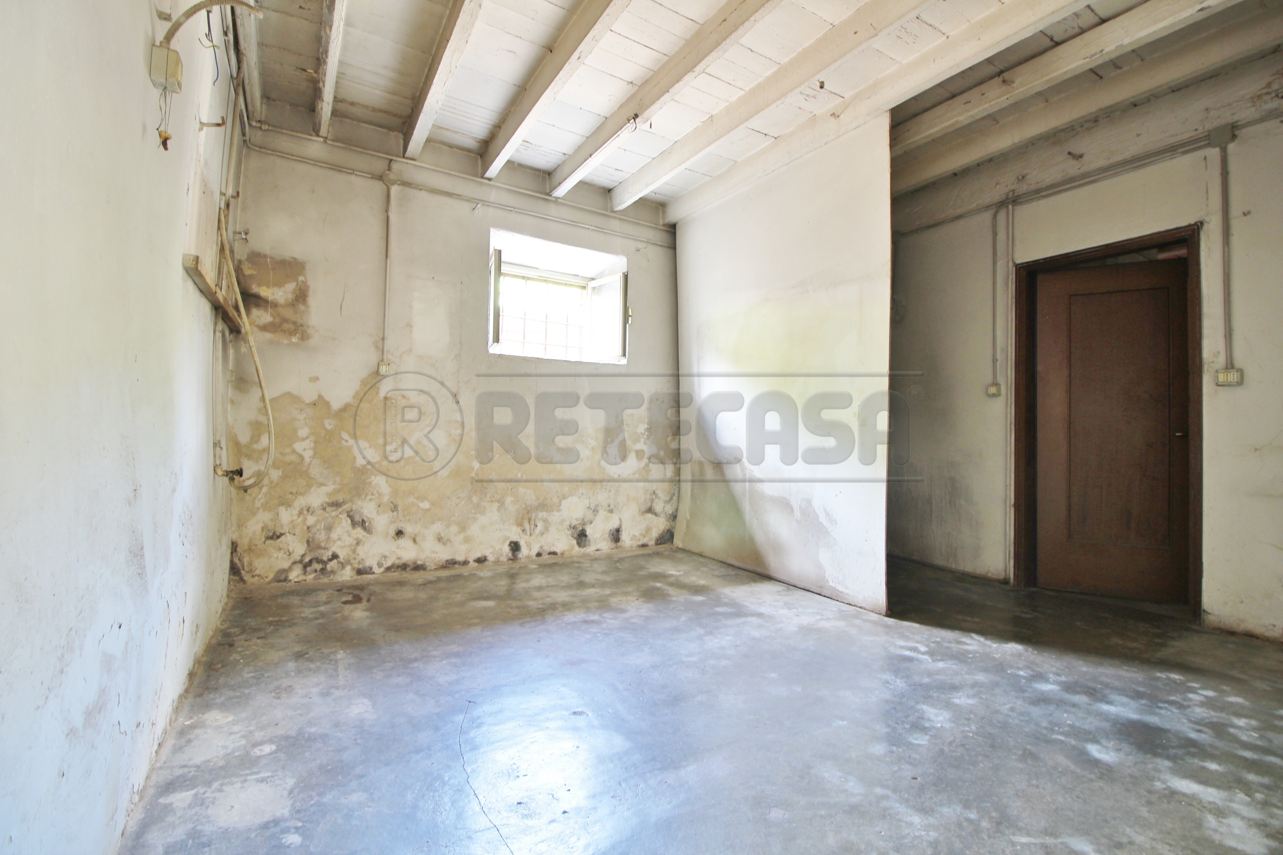 Rustico da ristrutturare in via sani 18, Gambellara