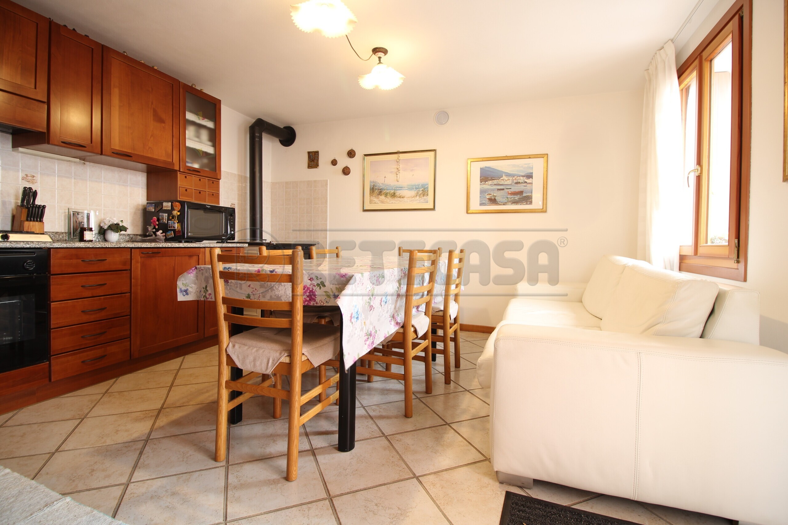 Casa indipendente con giardino in via corati, Nogarole Vicentino