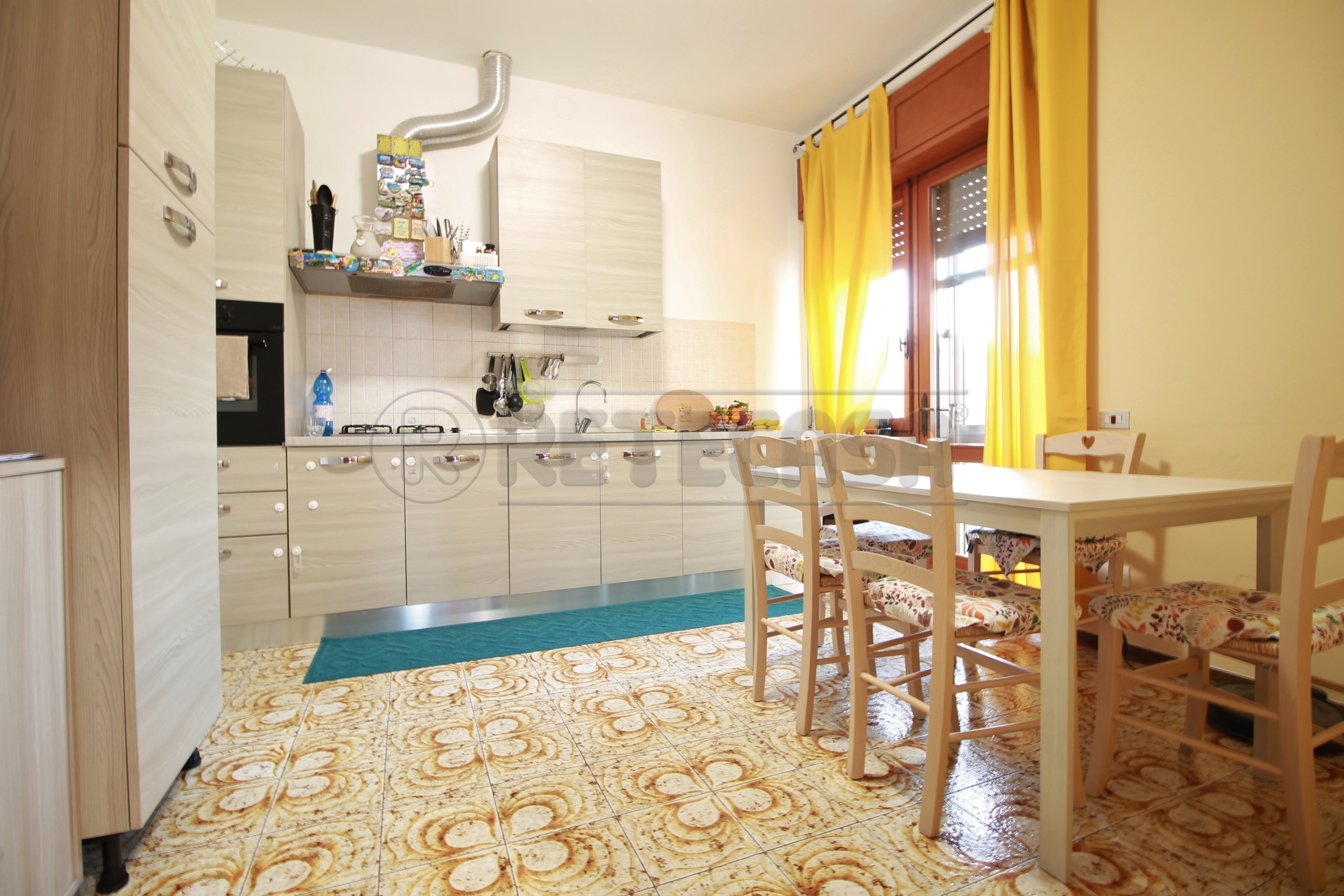 Appartamento con terrazzi in via kennedy 30, Montorso Vicentino