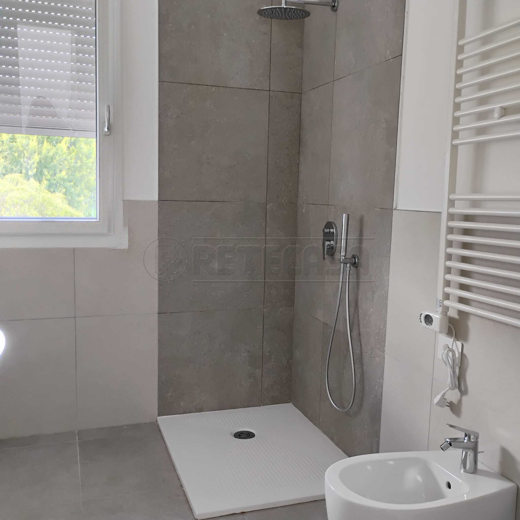 Trilocale con terrazzo in via trento 41, Arzignano