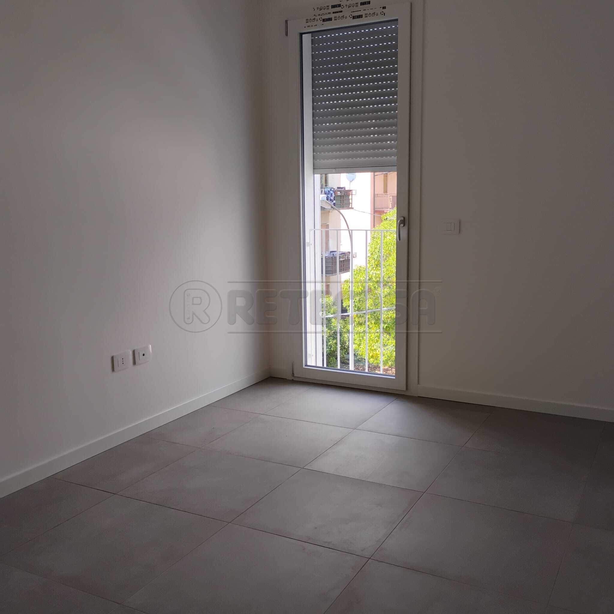 Trilocale con terrazzo in via trento 41, Arzignano