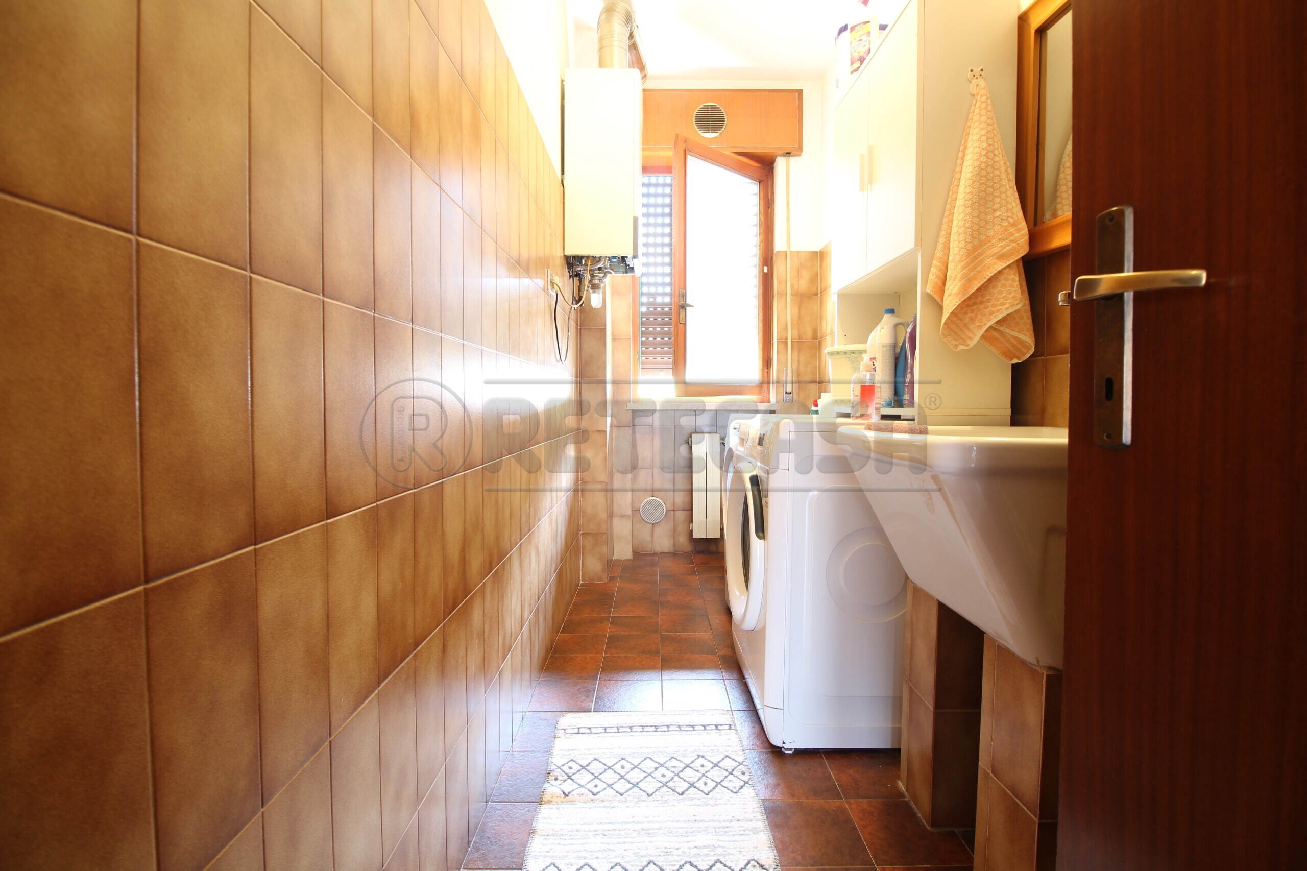 Appartamento con terrazzo in via zin 3, Montebello Vicentino