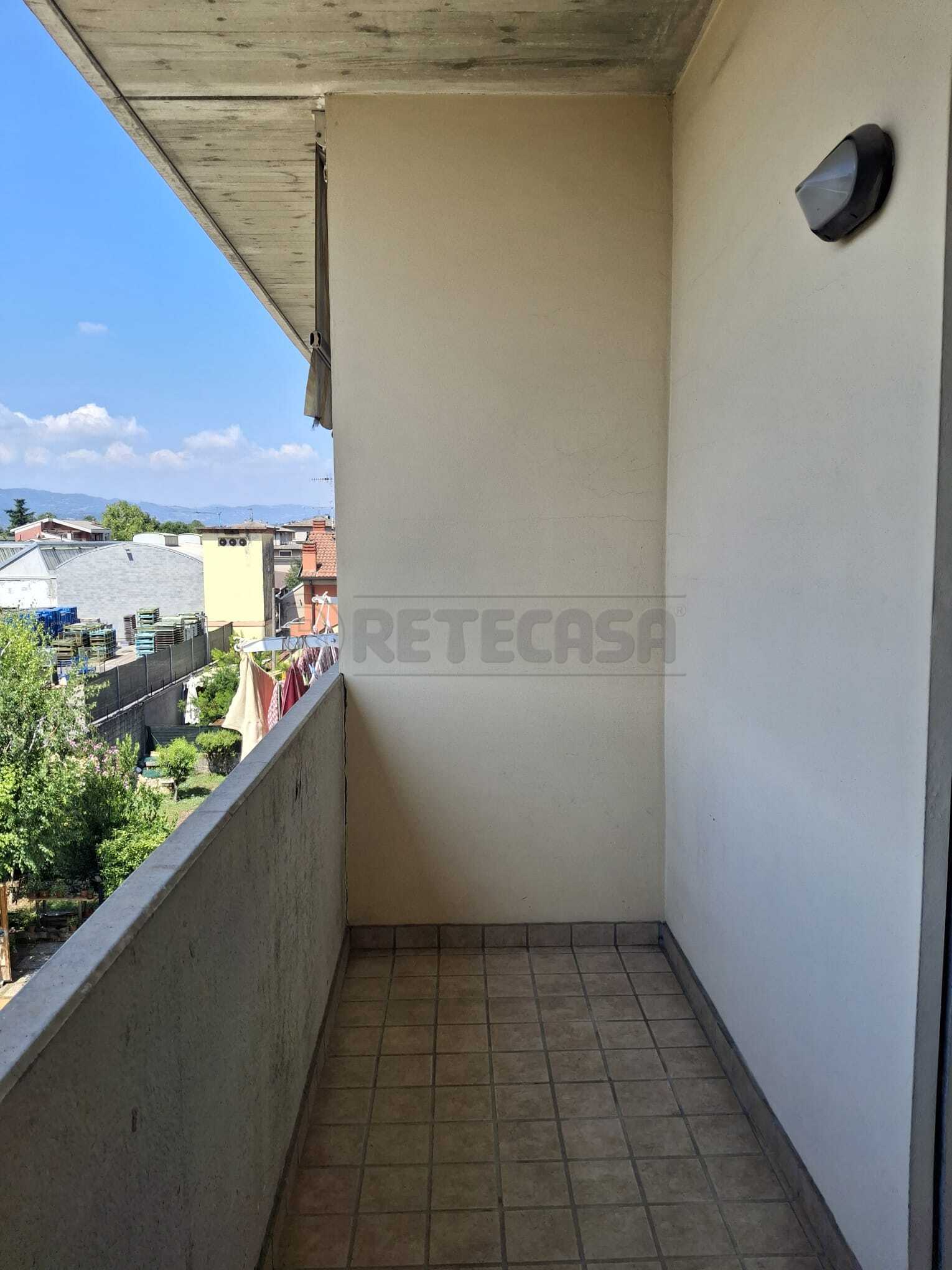 Trilocale con terrazzo in via san giuseppe 16, Montecchio Maggiore