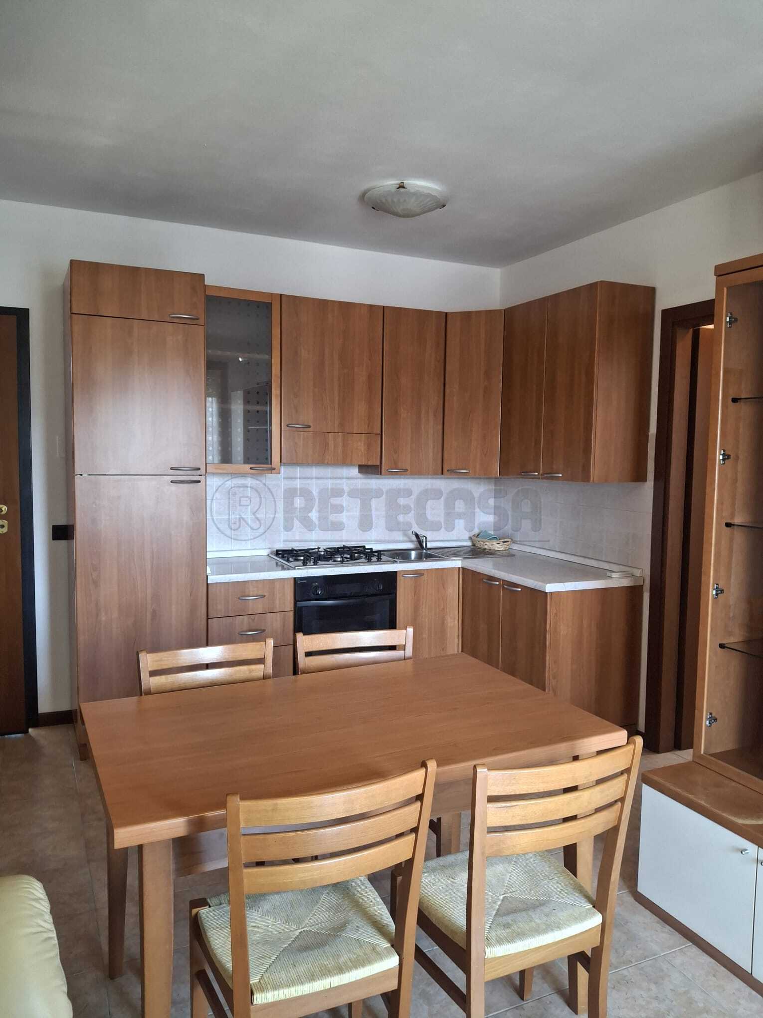 Trilocale con terrazzo in via san giuseppe 16, Montecchio Maggiore