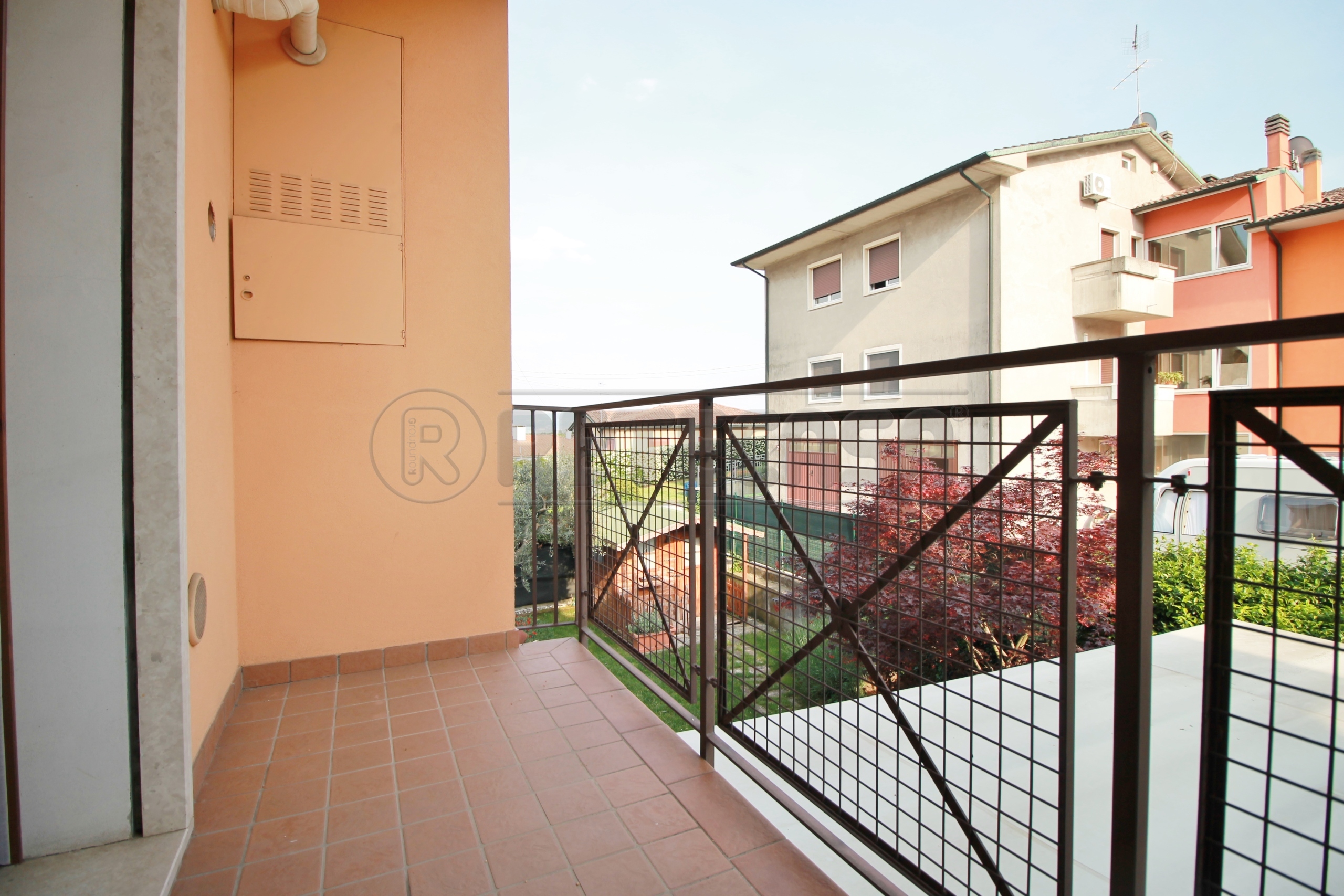 Trilocale con terrazzi a Zermeghedo