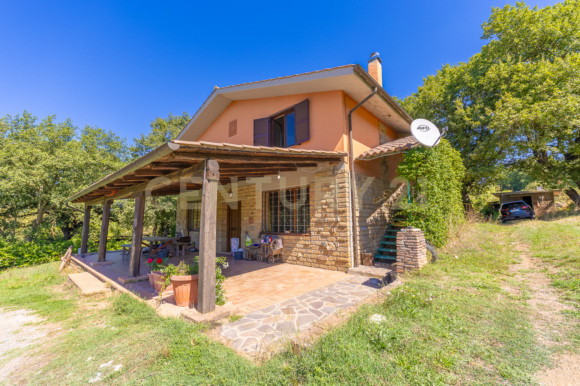 Casa indipendente con giardino in via braccianese claudia, Roma