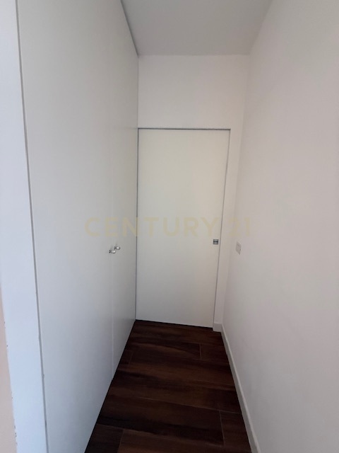 Trilocale ristrutturato in via montecristo 10, Roma