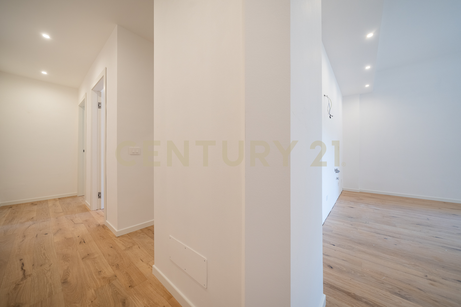 Trilocale con terrazzo in via carlo dossi 80, Roma