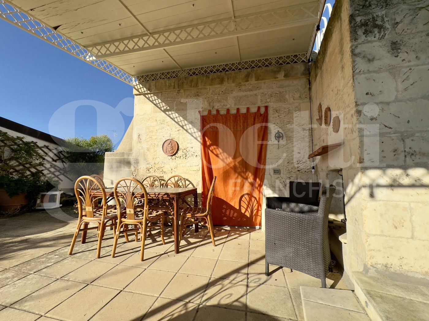 Casa indipendente ristrutturata a Lecce