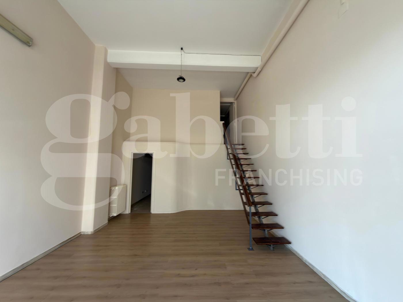 Negozio in affitto a Gallipoli