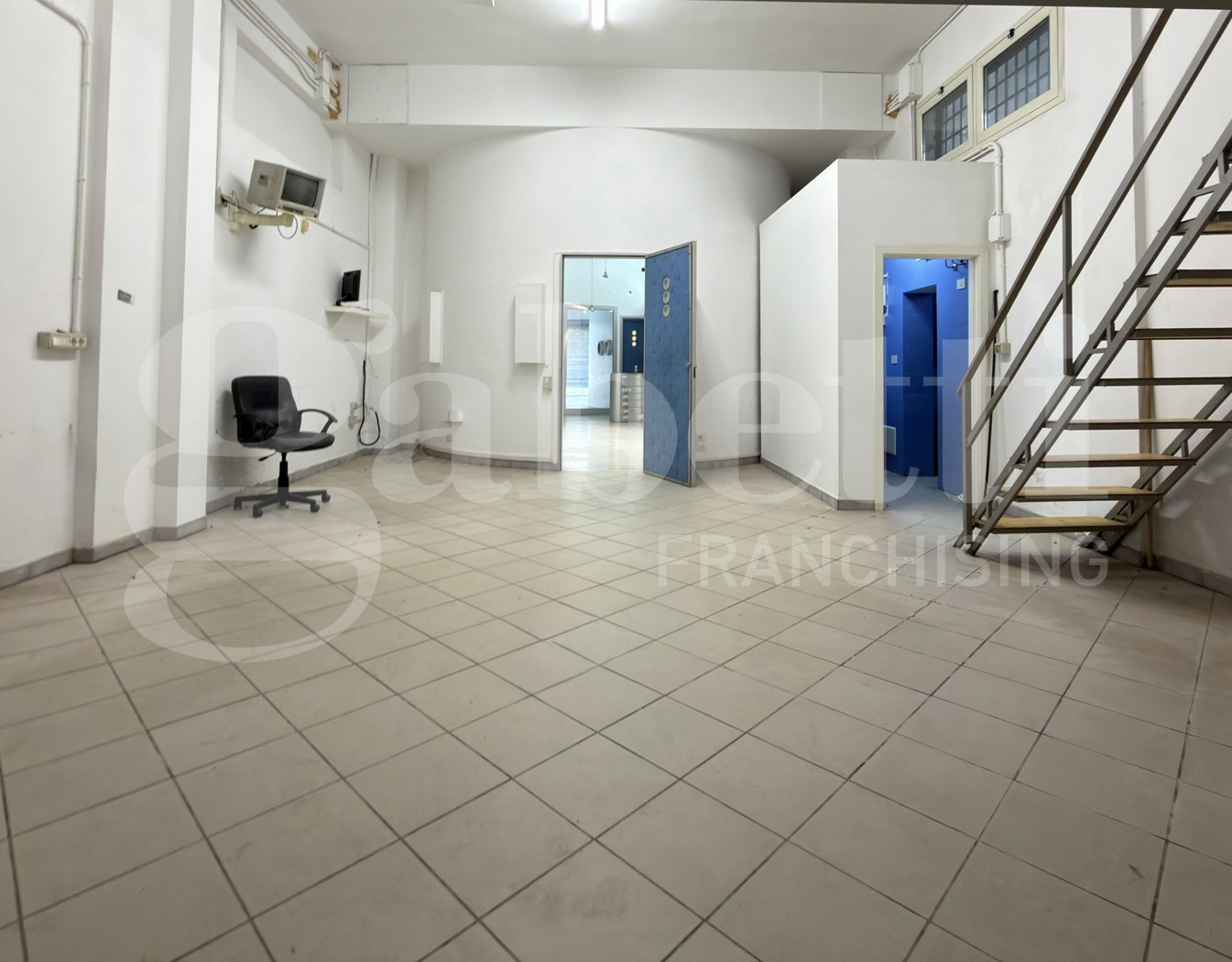 Negozio in vendita a Lecce