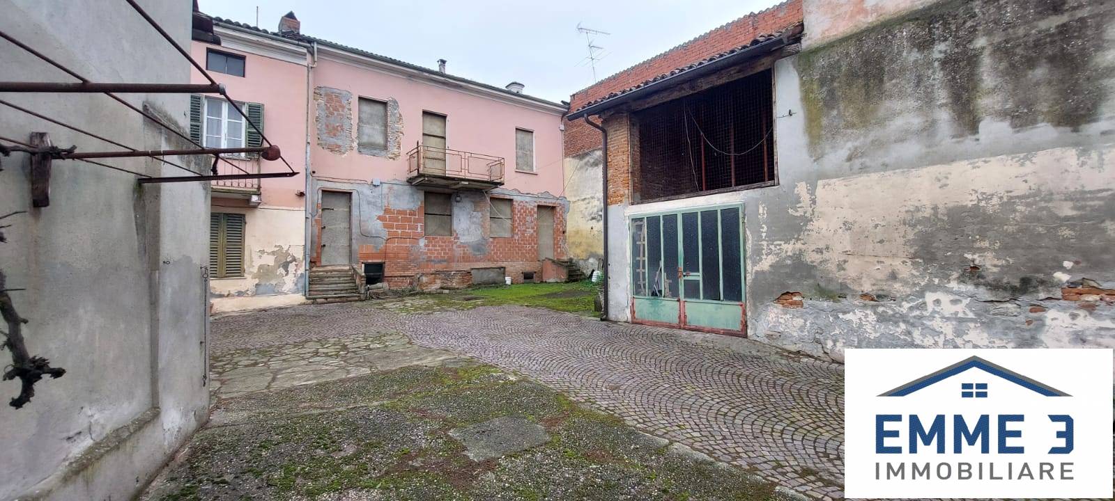 villetta bifamiliare in vendita a San Salvatore Monferrato