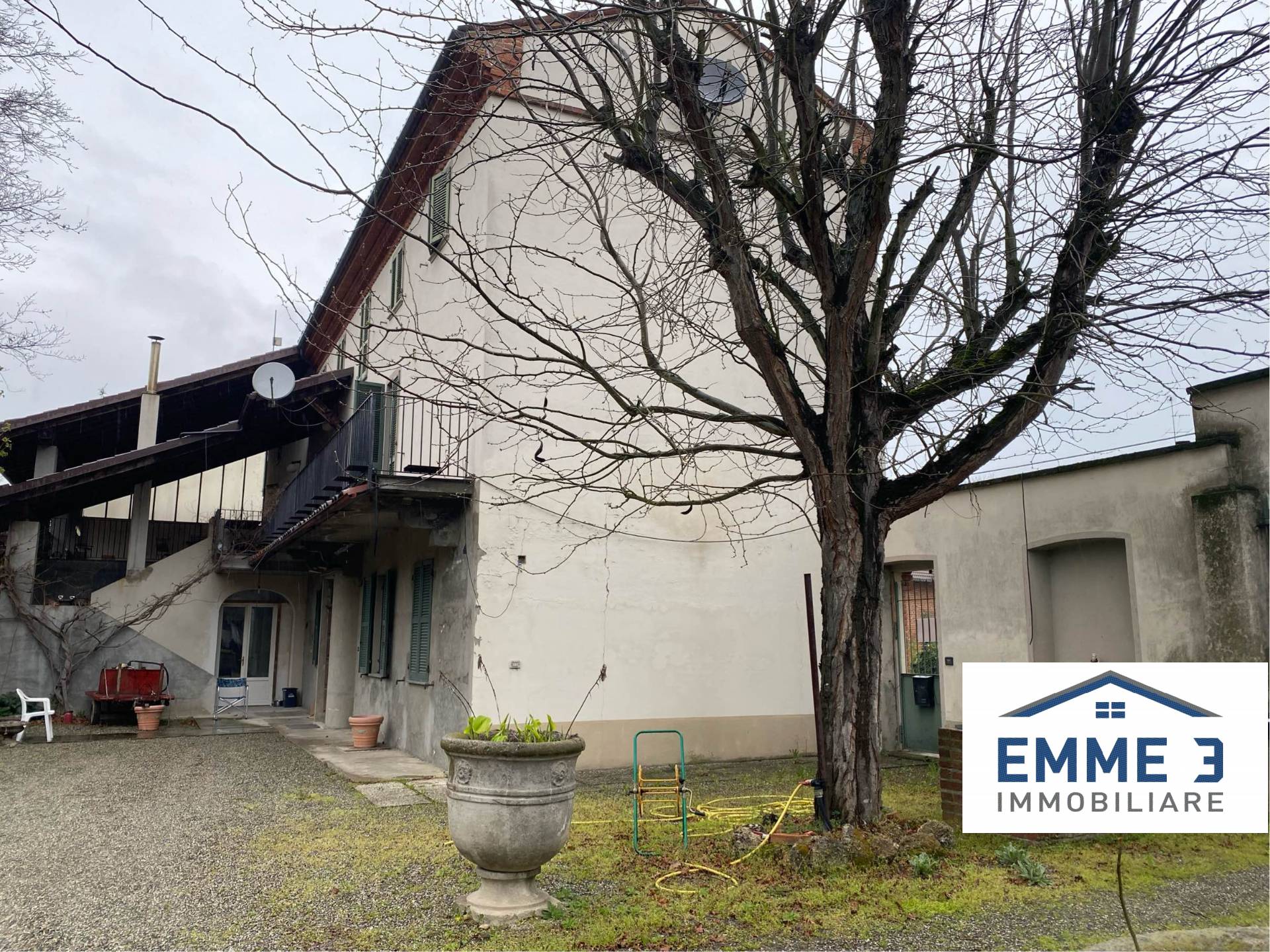 CASALE BIFAMILIARE in vendita a Fubine