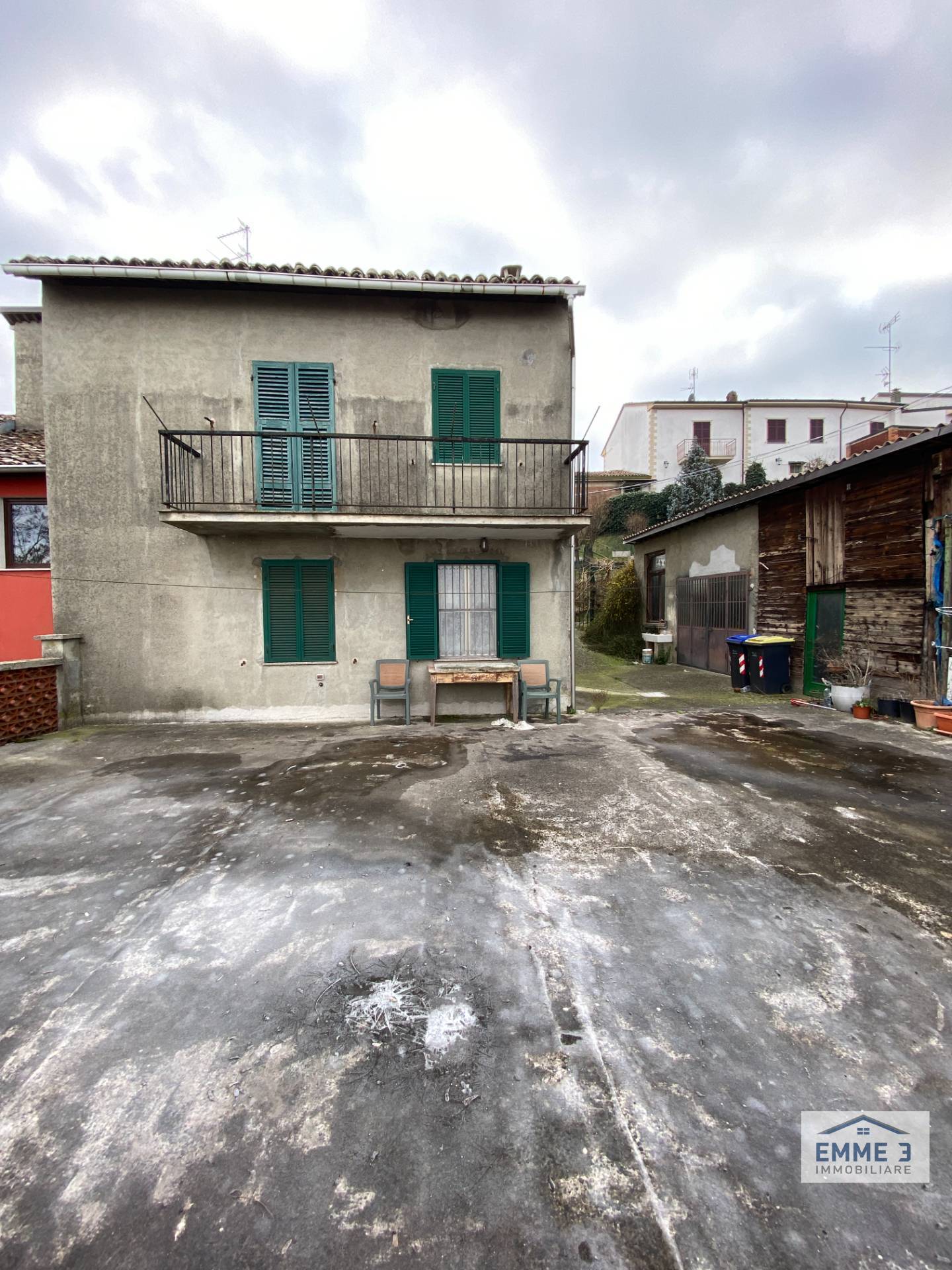 Casa semindipendente in vendita a Montecastello