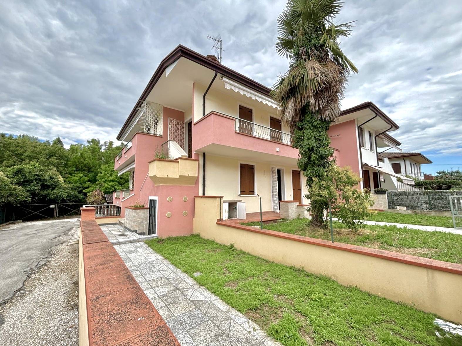 Abitazione indipendente in vendita a Galzignano Terme