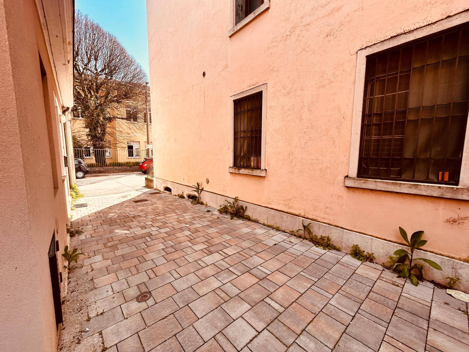 Appartamento in vendita a Vicenza, V.le Verona-V.le d. Sole