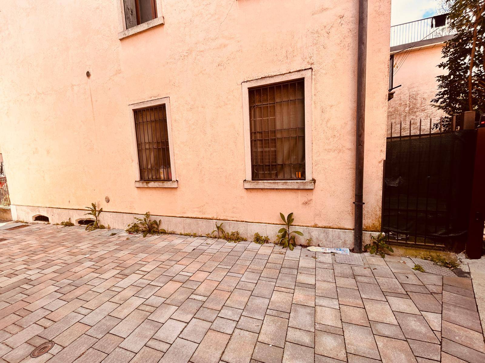 Appartamento in vendita a Vicenza, V.le Verona-V.le d. Sole