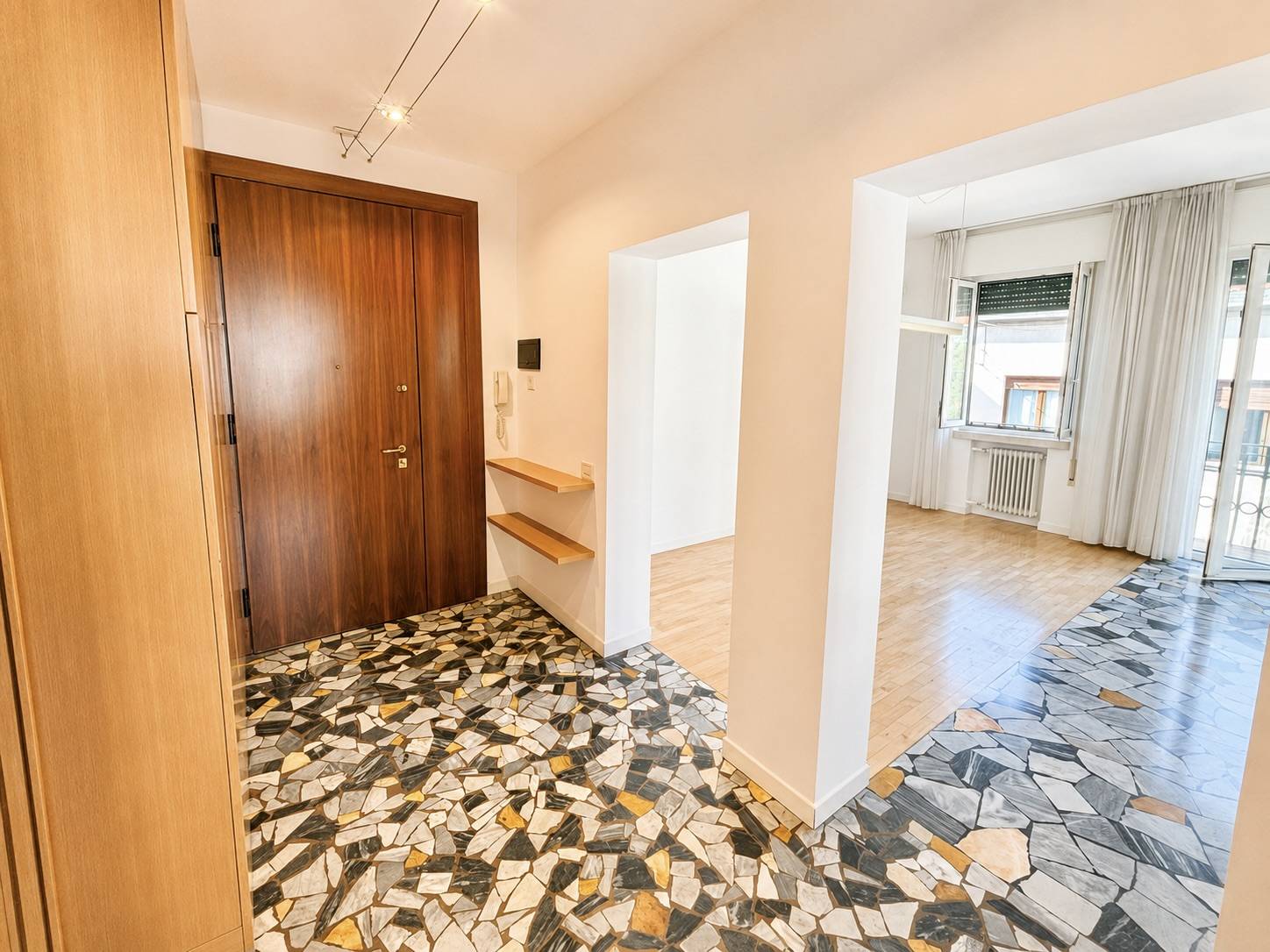 Appartamento quadrilocale in vendita a Vicenza